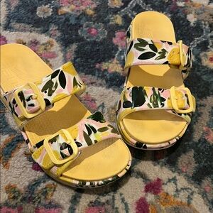Vibrant Yellow Sandals with Adjustable Straps and Comfortable Flat Sole